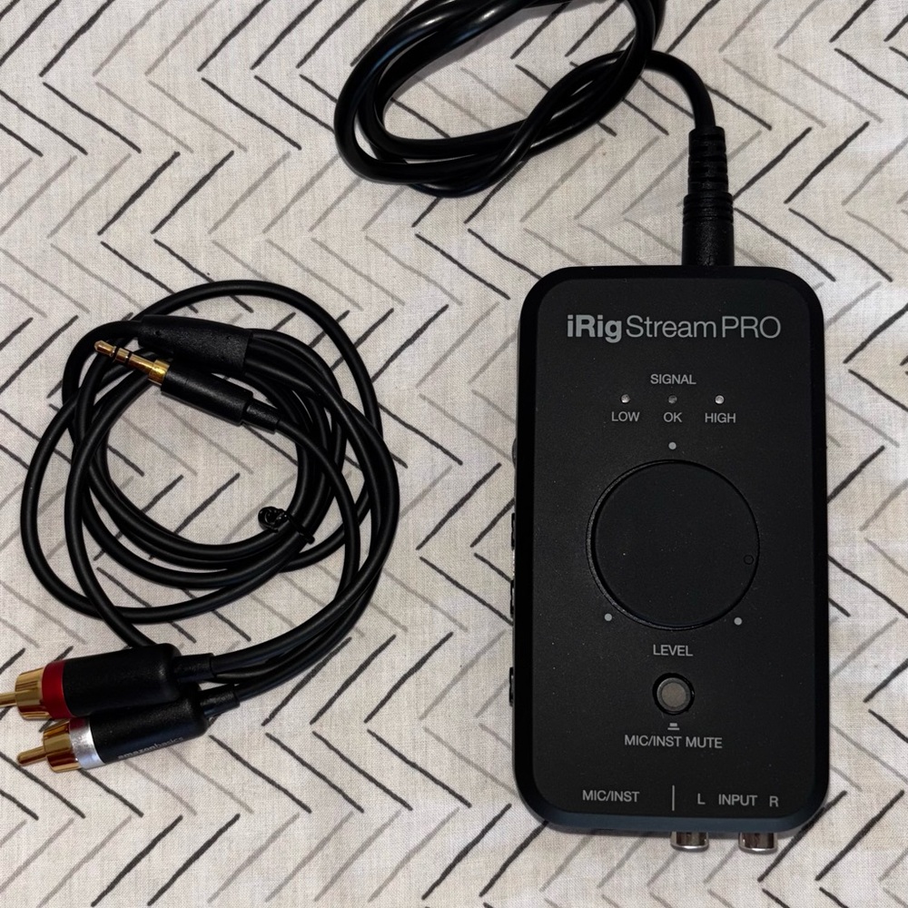 IK Multimedia iRig Stream Pro - Black - Picture 2 of 4